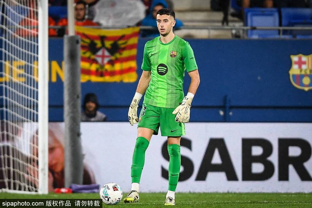 期待在巴萨, 而她的妹妹 期待在巴萨, 而她的妹妹